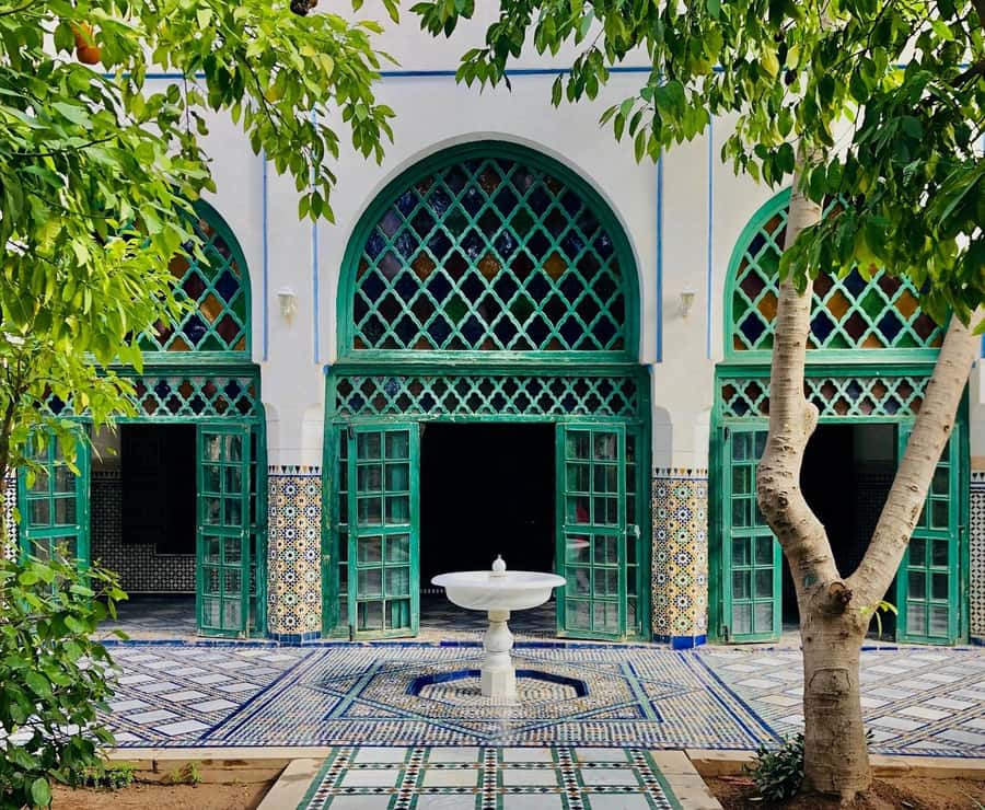 Marrakech: Bahia Palace, Saadian Tombs, & Koutoubia Mosque - Jemaa el-Fna and the final taste of the medina