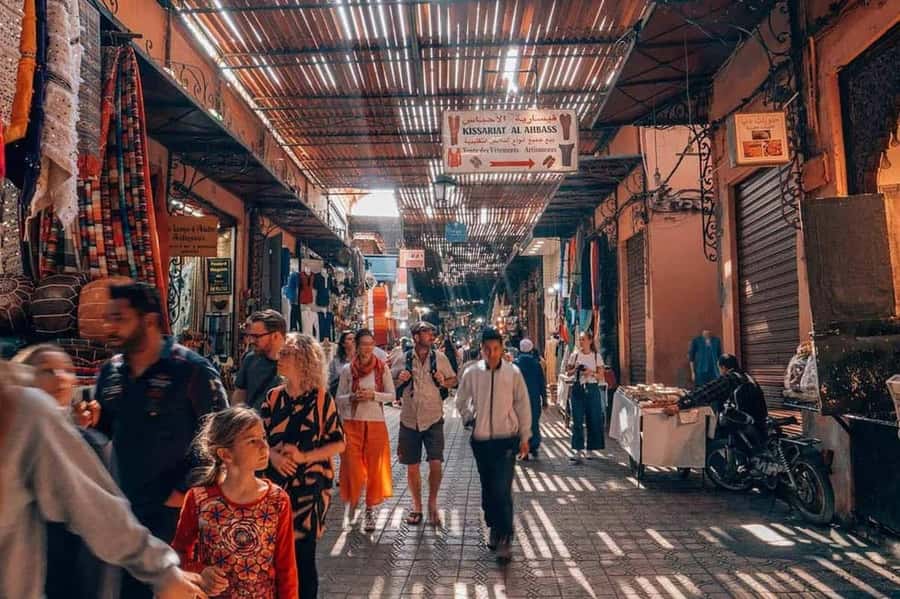 Marrakech: Bahia Palace, Saadian Tombs & Medina Walking Tour - The Mellah adds another side of Marrakech