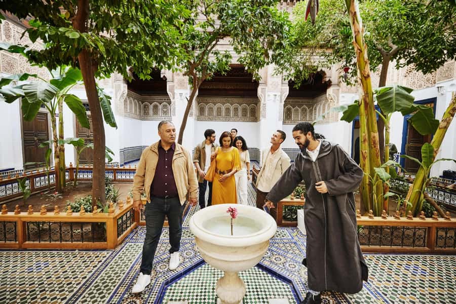 Marrakech: Bahia Palace, Saadian Tombs & Top Highlights Tour - Saadian Tombs and the price of royal burial