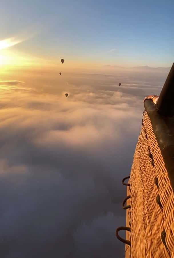 Marrakech: Balloon Flight, Berber Breakfast & Certificate - Pilots who make nervous flyers comfortable