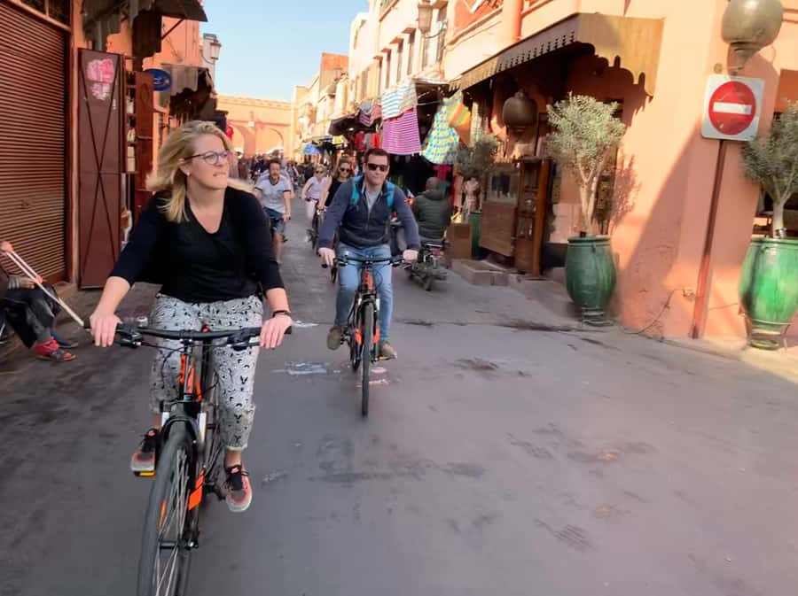 Marrakech: Bicycle Tour with a Local Guide - Koutoubia Mosque and the gardens behind it