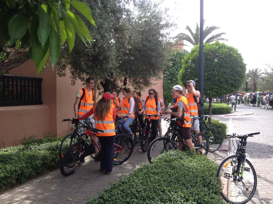 Marrakech: Bicycle Tour with a Local Guide - Kasbah and the Saadian Tombs
