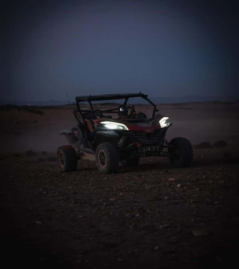 Marrakech: Buggy Ride, Pool & Dinner Show in Agafay Desert - Dust, clothing, and driving comfort