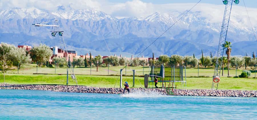Marrakech: Cable Wakeboarding Experience - Timing your visit around heat and mountain views