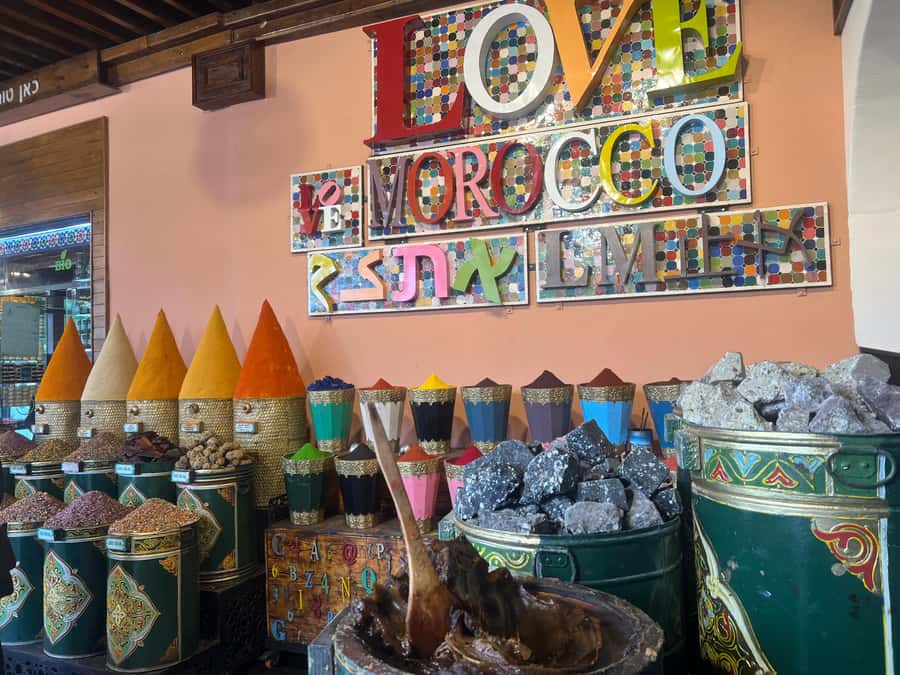 Marrakech City Tour: Souks, Palaces & Hidden Gems - Koutoubia Mosque and the first look at Marrakech