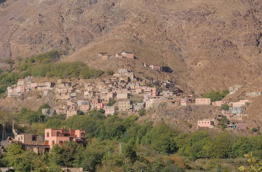 Marrakech Day trip Atlas Mountains & Agafay Desert - Walking through Berber villages and green valleys