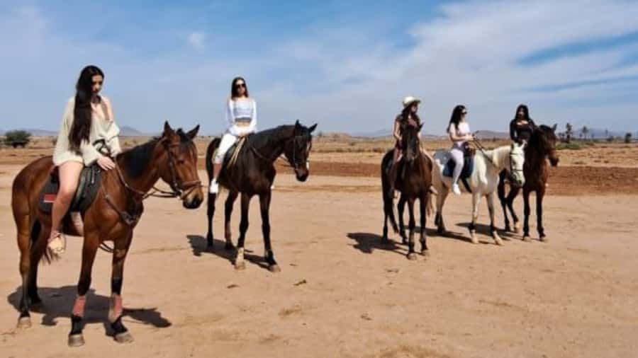 Marrakech: Desert and Palmeraie Horse Riding Tour & Transfer - Mint tea beside the pool