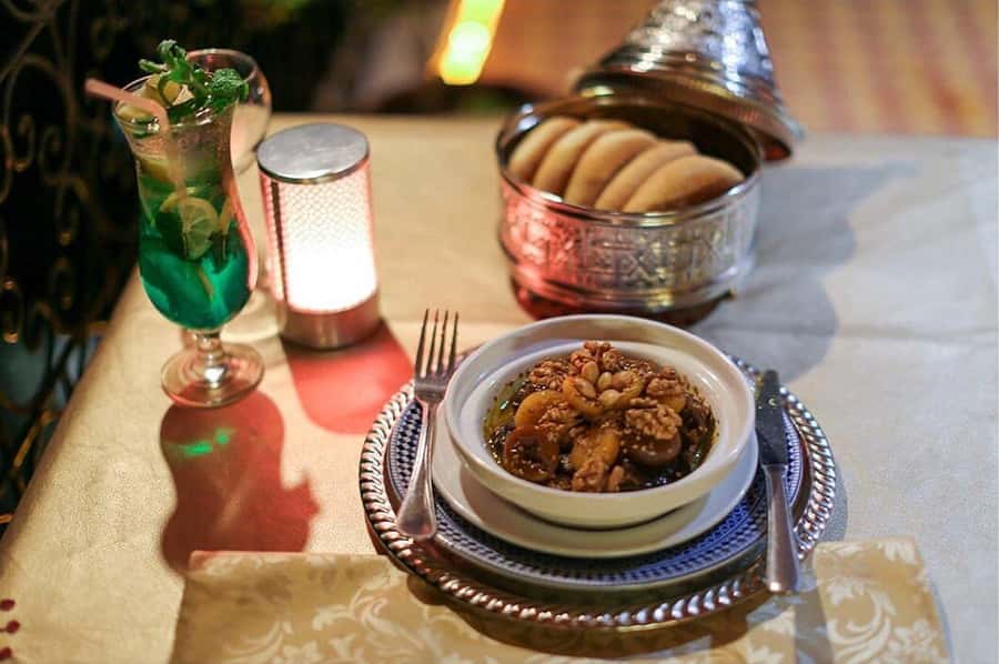 Marrakech: Dinner Show at Dar Essalam Restaurant - Practical details that affect your evening