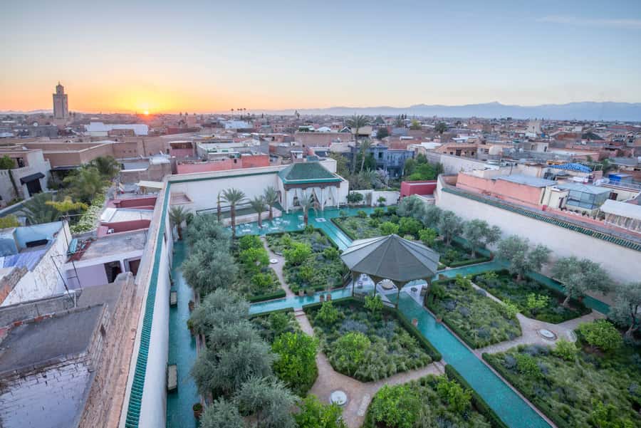 Marrakech: Guided City and Gardens Highlights Tour - Mellah and the Medina: history in narrow streets