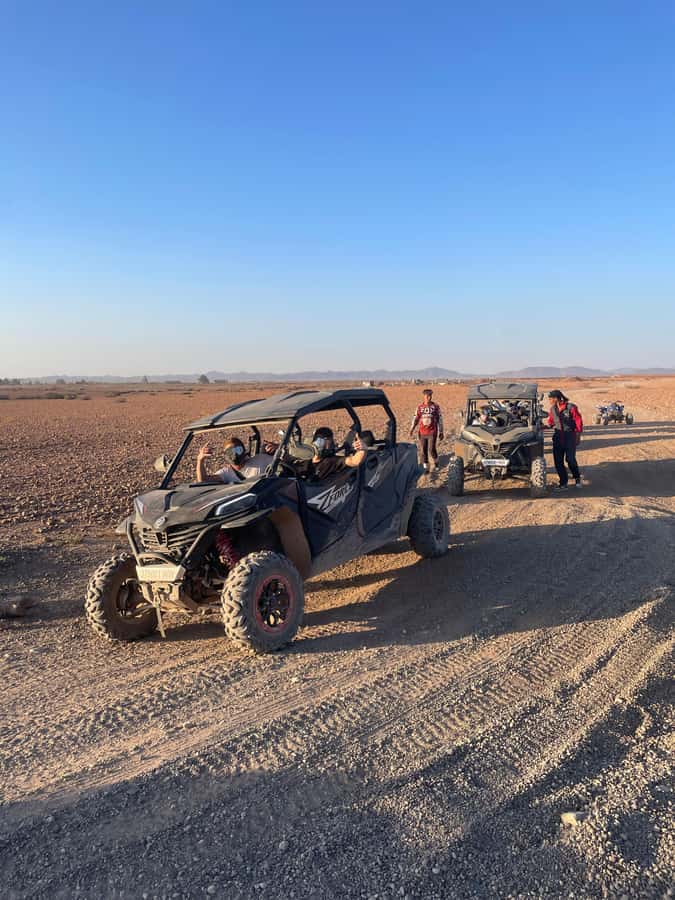 Marrakech: Half-day private tour in a 1000cc buggy in the Agafay Desert - A cooperative visit adds a shopping stop
