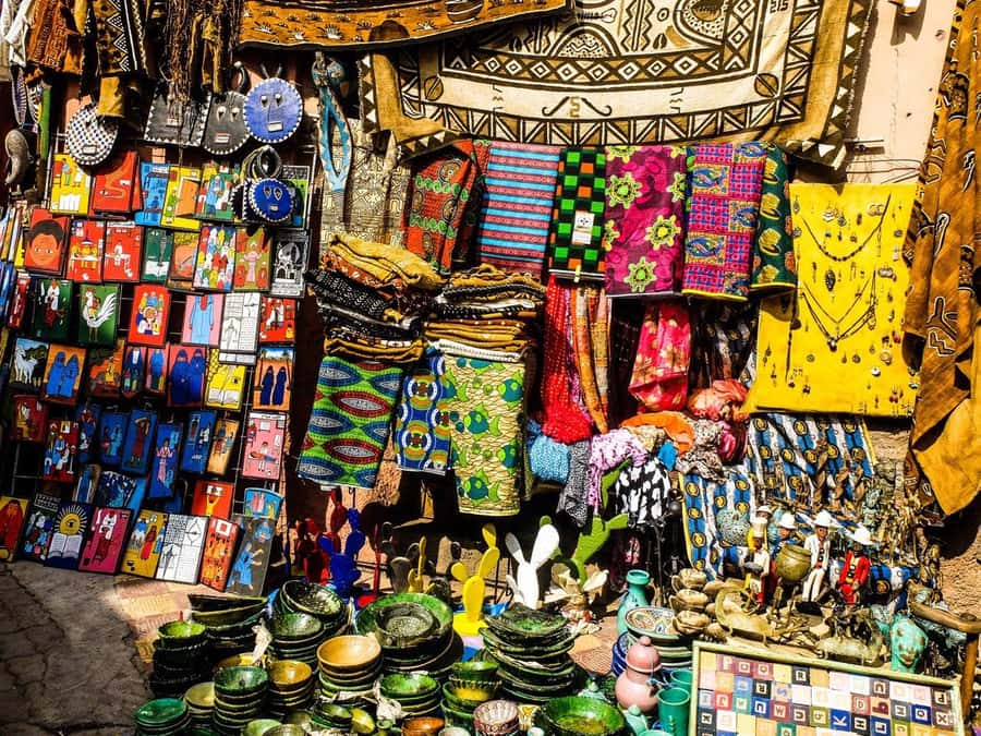 Marrakech: Hidden Souks Shopping Tour with Private Guide - Souk Semmarine and Souk Laksour