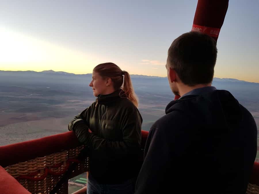 Marrakech: Hot Air Balloon Ride with Traditional Breakfast - Timing, languages, and booking details