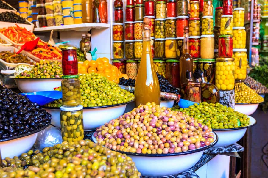 Marrakech: Madrassa Ben Youssef, Secret Garden & Medina Tour - Starting at Café de France in Djemaa El Fna