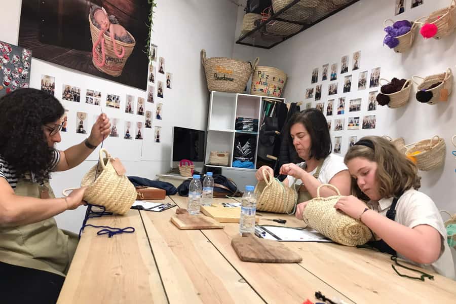 Marrakech Medina Basket Embroidery Workshop - Practical details for your Medina day
