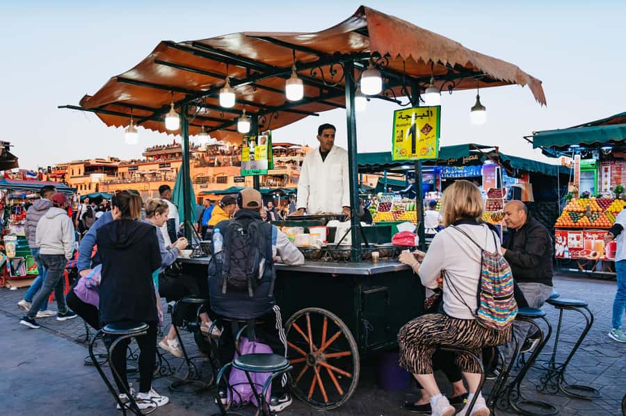 Marrakech: Medina by Night Walking Tour with Moroccan Tea - Key points to know before booking
