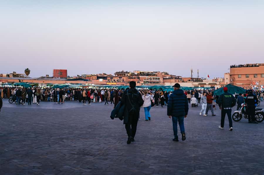 Marrakech: Medina by Night Walking Tour with Moroccan Tea - Practical details that make the evening easier