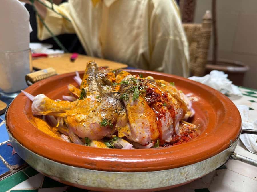 Marrakech: Moroccan Cooking Class with Local Chef - Mint tea before the cooking begins