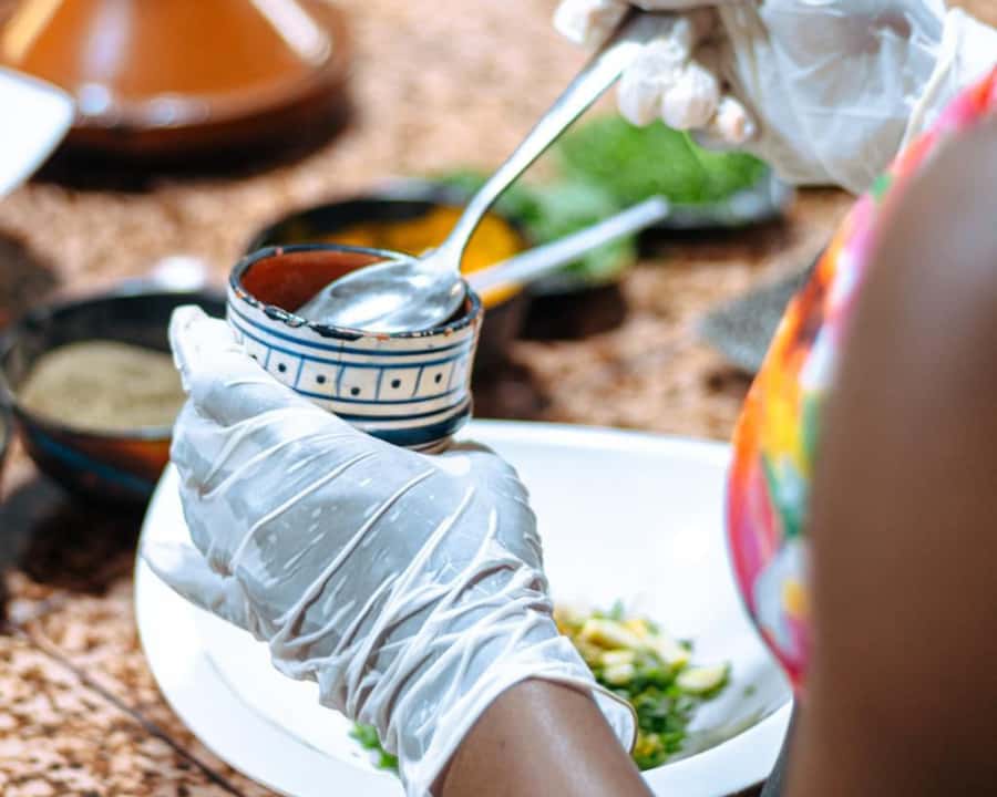 Marrakech: Moroccan Cooking Class with Pickup - Cooking Tagine Where Marrakech Restaurants Work