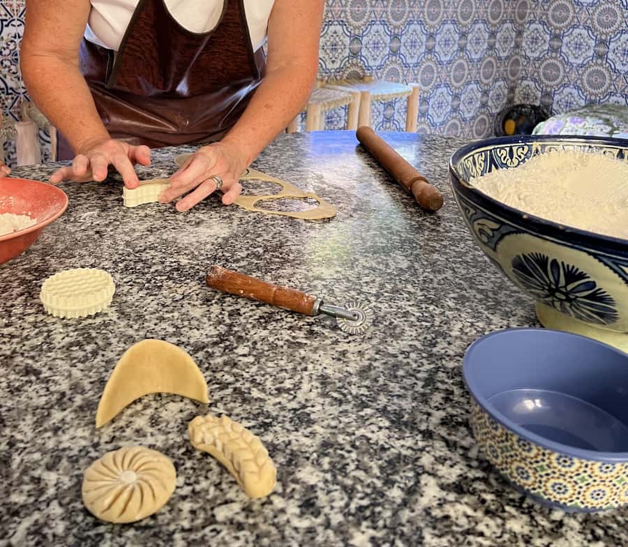 Marrakech: Moroccan Pastries and Tea Class with a Local - The value of the $40 price