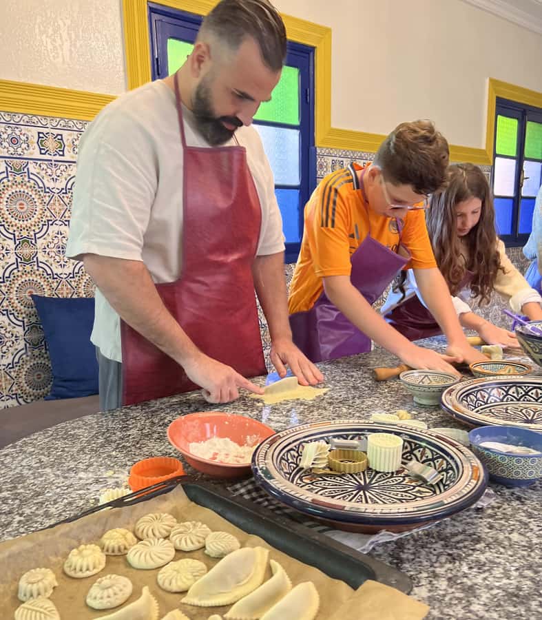 Marrakech: Moroccan Pastries and Tea Class with a Local - What you make with the local chef