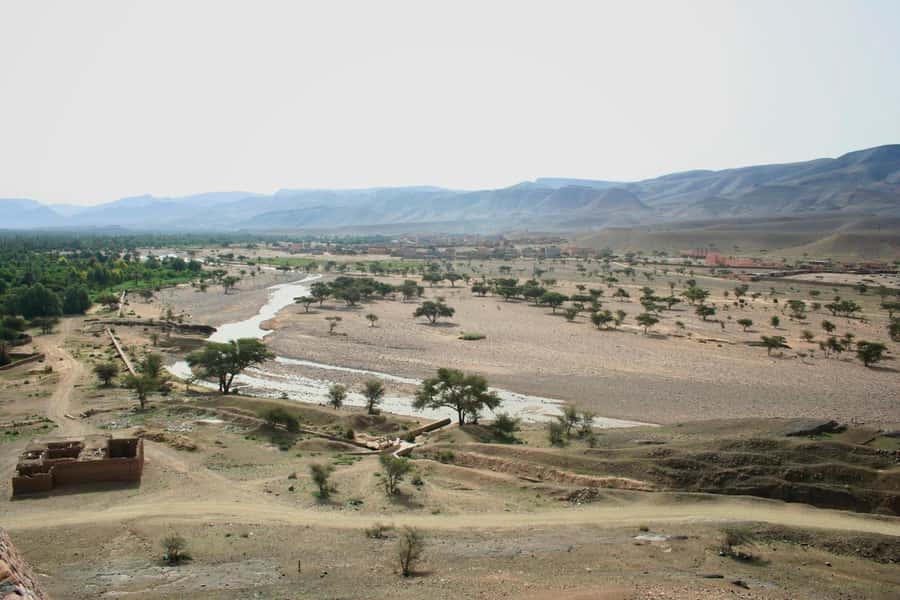 Marrakech/Ouarzazate: 2-Day Desert with Camel, 4x4 & Meals - Sunrise and the return camel ride