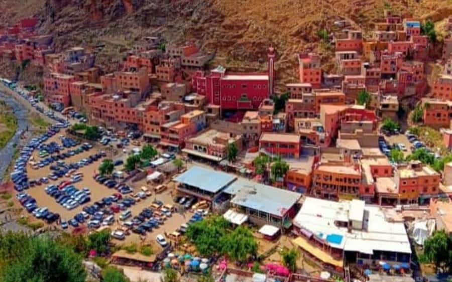 Marrakech: Ourika Valley Day Trip with Berber Village - Monday souk option in the Ourika Valley