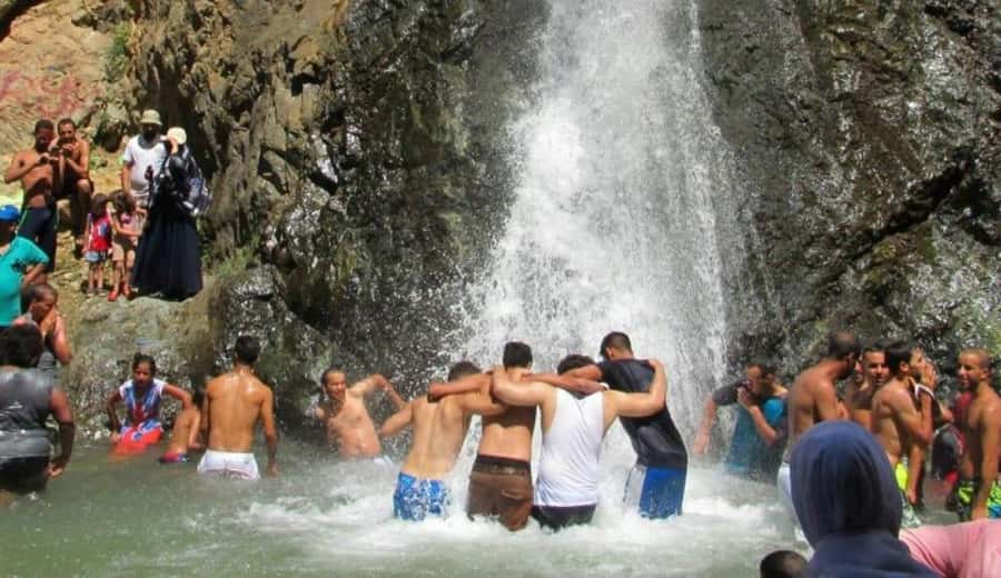 Marrakech: Ourika Valley waterfalls with guide& Berber lunch - Panoramic views before the climb
