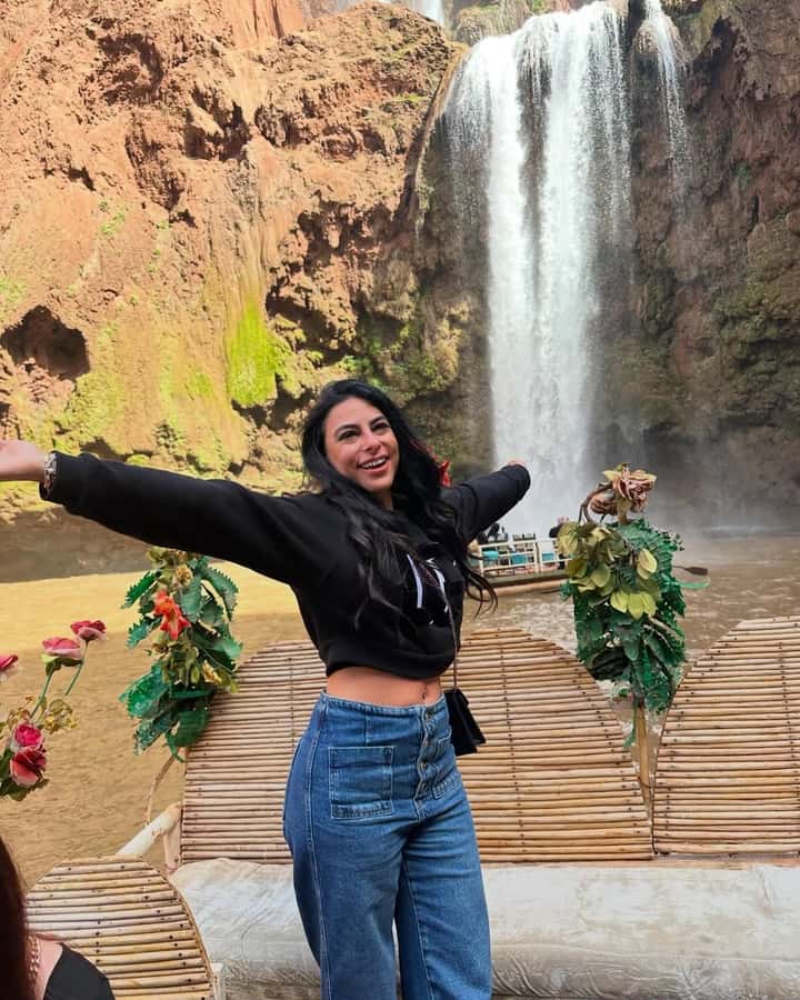 Marrakech: Ouzoud Waterfall, Guided Hike, Boat Ride & Lunch - Berber lunch with the waterfall in view