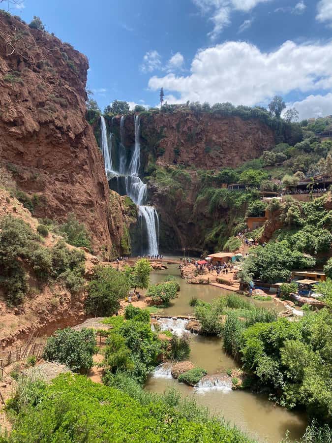 Marrakech : Ouzoud Waterfalls & Guided Tour & Boat Ride - Meeting the Barbary macaques