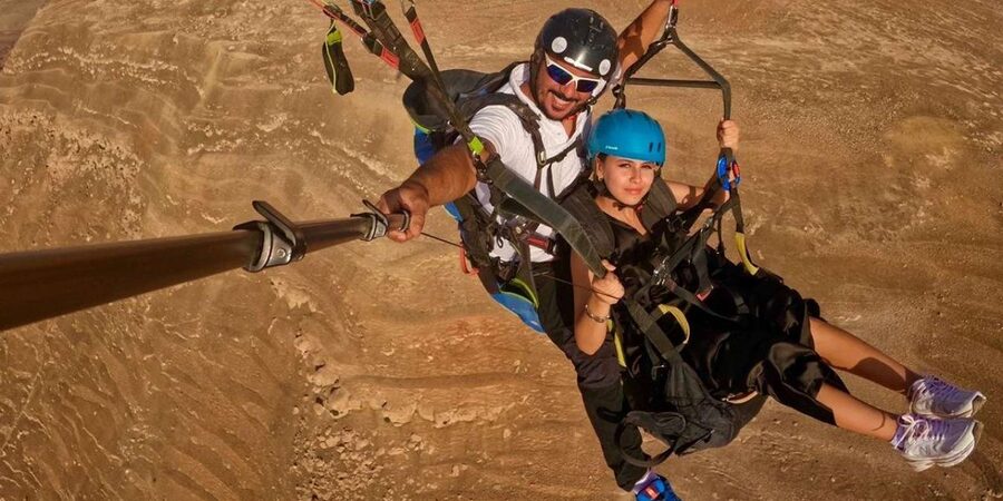 Marrakech: Paragliding over Agafay Desert & Atlas Mnt Views - Timing, clothing, and who should book