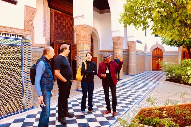 Marrakech Private Full-Day Walking Tour with Hotel Pickup and Drop-Off - The souks: useful help, with a shopping warning