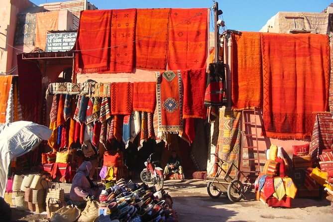 Marrakech: Private Souk Tour & Traditional Workshops - Souk Haddadine and the sound of metalwork