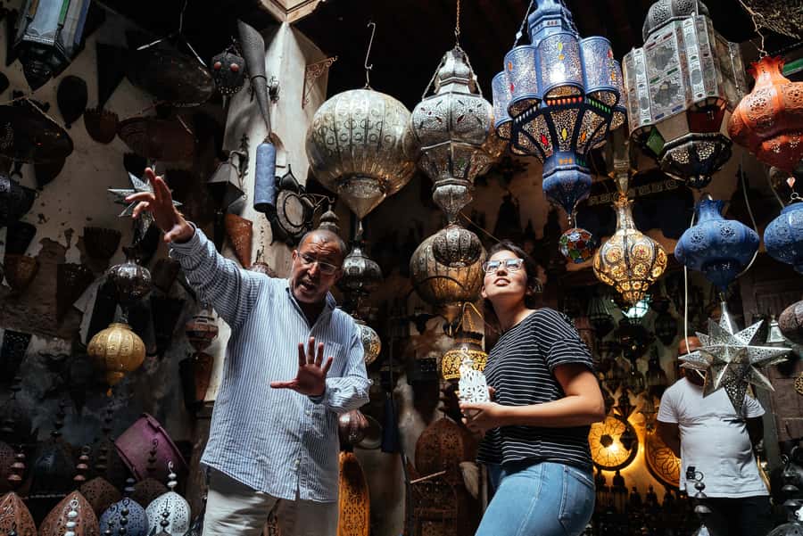Marrakech: Private Souks Tour with Tea and Traditional Snack - How much personal attention should you expect?