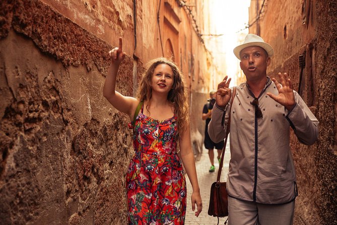 Marrakech PRIVATE TOUR With Locals: Highlights & Hidden Gems - Walking through the Mellah and spice market