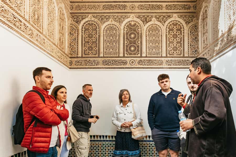 Marrakech: Saadian Tombs & Bahia Palace, Medina Guided Tour - Why This Four-Hour Walk Works as a Marrakech Introduction