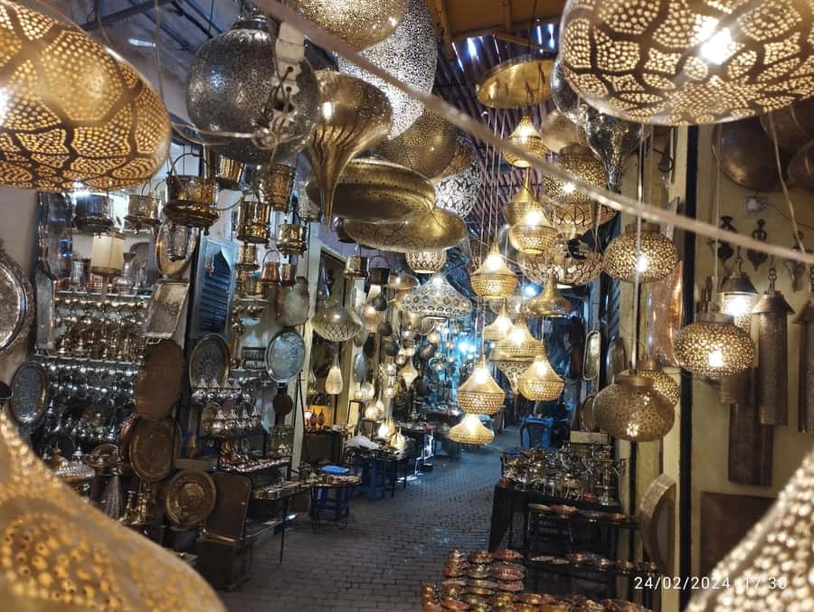 Marrakech & Souk Shopping Tour. - What the guide adds beyond directions