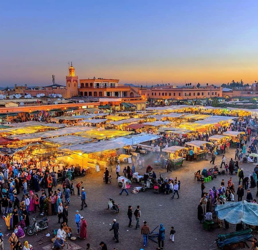 Marrakech: Souk Tour & Berber Hammam with Massage - How the Guide and Group Size Affect the Day