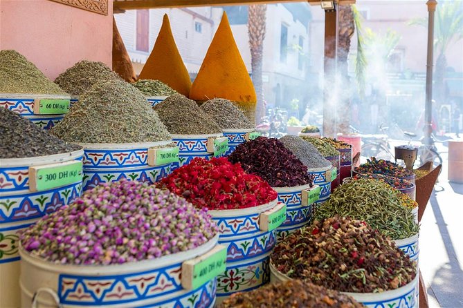 Marrakech: Street Food Tour by Night - Learning tagine before tasting it