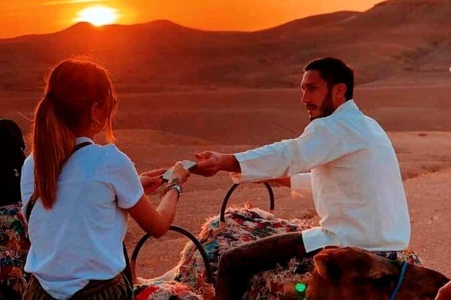 Marrakech: Sunrise Desert Tour with Camel Ride and Breakfast - Dressing in blue before the camel ride