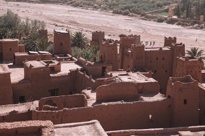 Marrakech to Merzouga 3-day desert tour - Lunch and the road through Berber villages