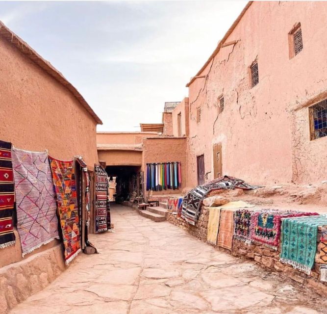 Marrakech to Ouarzazate: Day Trip to Kasbah Ait Ben Haddou - Lunch beside the kasbah