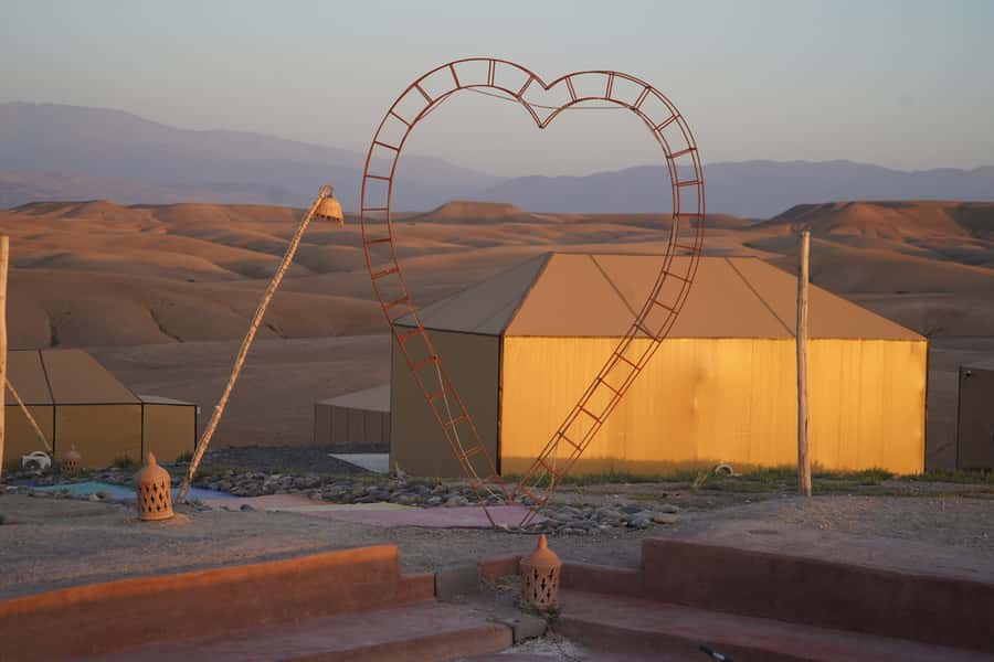 Marrakesh: Agafay Desert 3-Course Dinner Show & Pool Access - Should you book the Agafay dinner show?