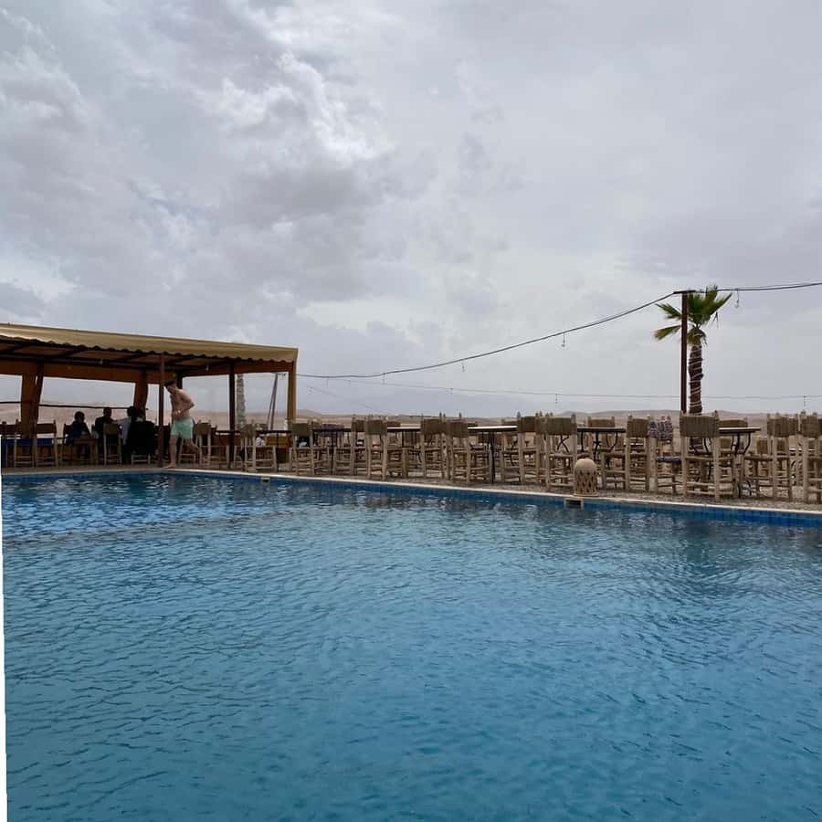 Marrakesh: Agafay Desert Tour with Lunch and Swimming Pool - Who should book this Agafay day?