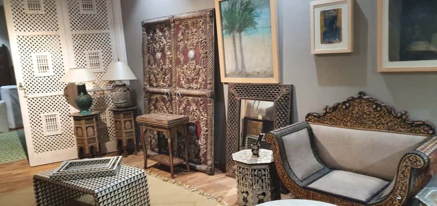 Marrakesh: Guided Souk Shopping Tour with a Local Guide - More than shopping: history, food tips, and local advice