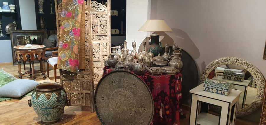 Marrakesh: Guided Souk Shopping Tour with a Local Guide - How much value do you get for $28?