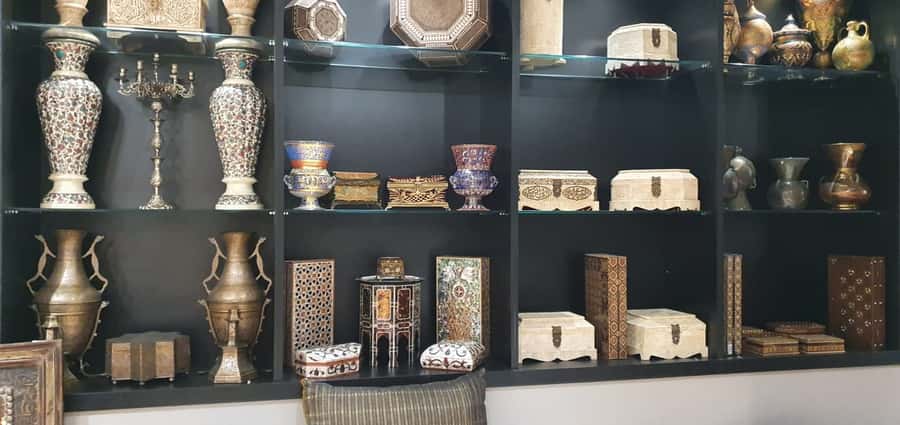 Marrakesh: Guided Souk Shopping Tour with a Local Guide - Group format, pacing, and accessibility