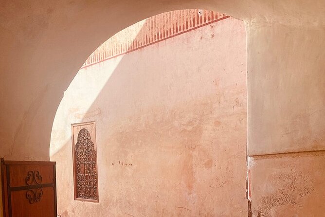 Medina Walking Tour Secrets - Koutoubia Mosque and the first look at Marrakech
