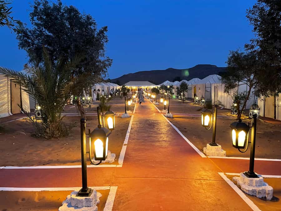 Merzouga: 1-Night in the luxury camp. camel ride & Dinner - Sunrise brings a second camel ride