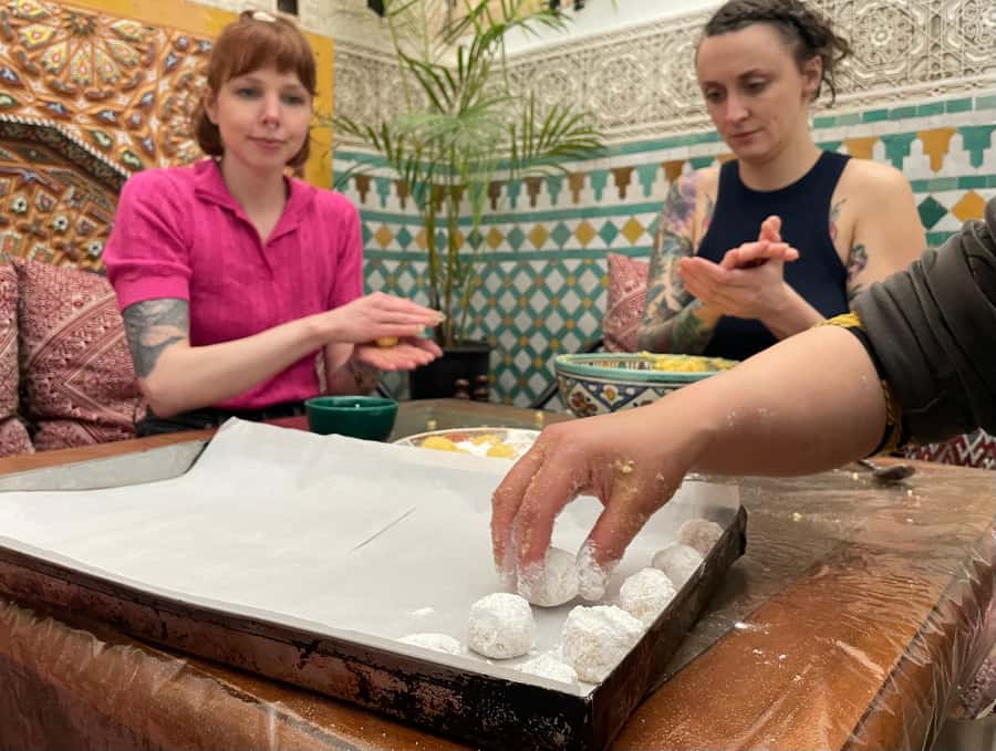 Moroccan Crepes & Pastries Kitchen - A kitchen class inside the Fès medina
