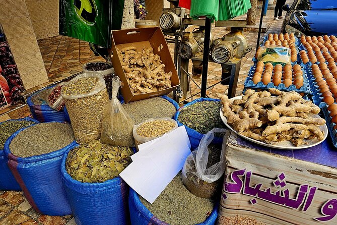 Old local Market visit+Moroccan cooking class with a local family - What you learn, and what you actually do